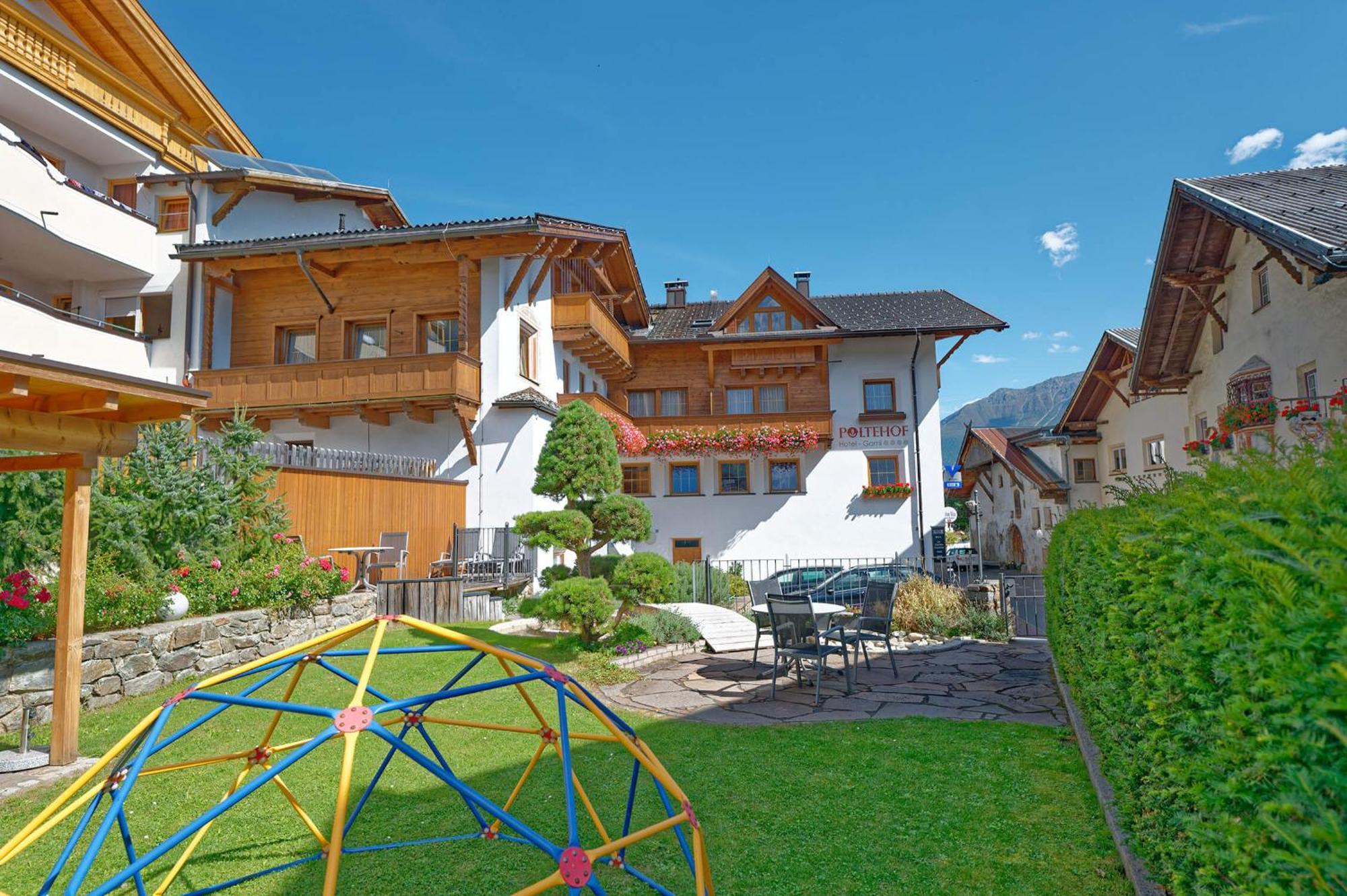 Poltehof Villa Fiss Bagian luar foto