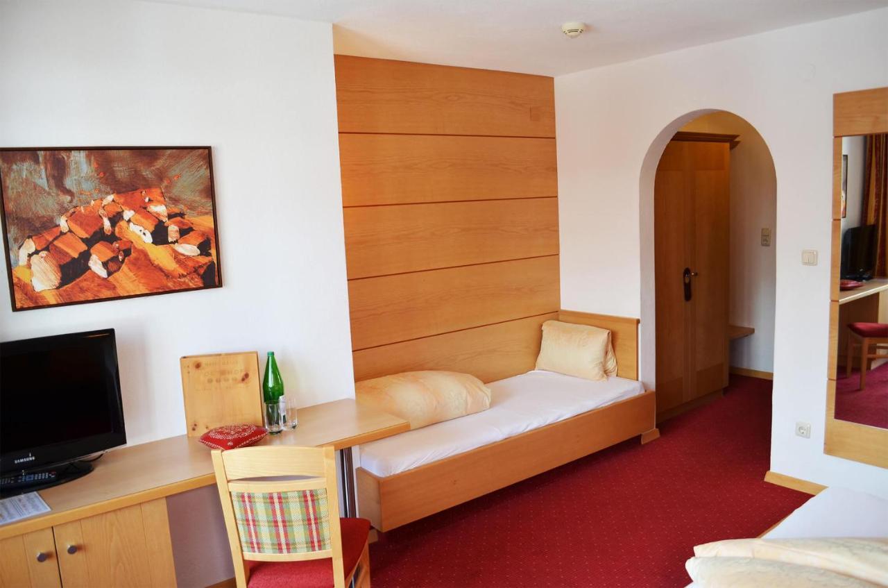 Poltehof Villa Fiss Bagian luar foto
